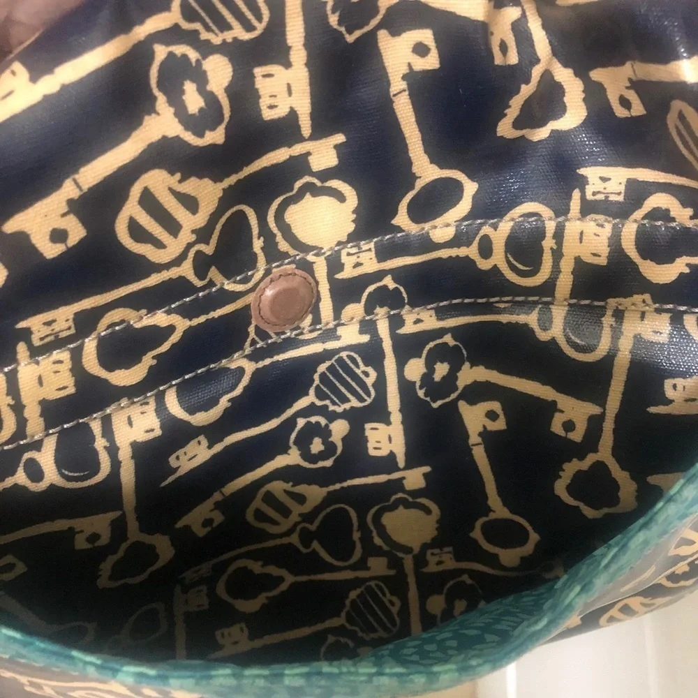 Fossil Adorable bag for school,office anywhere go